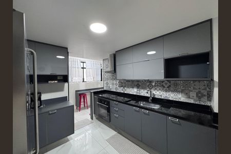 Apartamento à venda com 144m², 4 quartos e 2 vagas