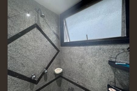 Apartamento à venda com 144m², 4 quartos e 2 vagas Apartamento à venda com 144m², 4 quartos e 2 vagasSuíte - Banheiro