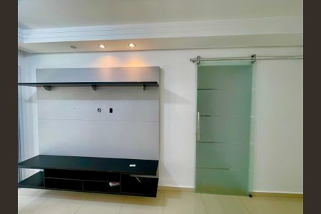 Sala de apartamento para alugar com 2 quartos, 64m² em Vila Augusta, Guarulhos