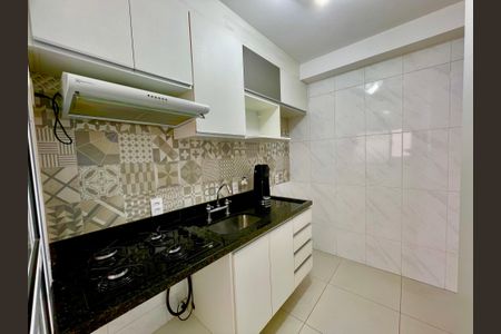 Apartamento para alugar com 64m², 2 quartos e 1 vagaCozinha