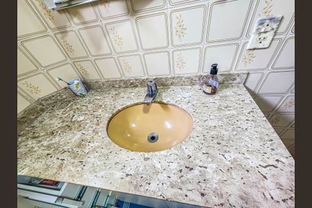 Apartamento para alugar com 86m², 2 quartos e 1 vaga Apartamento para alugar com 86m², 2 quartos e 1 vagaBanheiro