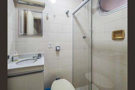 Apartamento para alugar com 86m², 2 quartos e 1 vaga Apartamento para alugar com 86m², 2 quartos e 1 vagaBanheiro da Suíte