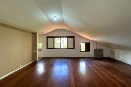 Apartamento para alugar com 1 quarto, 4000m² em Cosme Velho, Rio de Janeiro