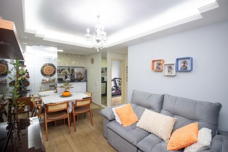 Sala de apartamento à venda com 2 quartos, 54m² em Califórnia, Belo Horizonte