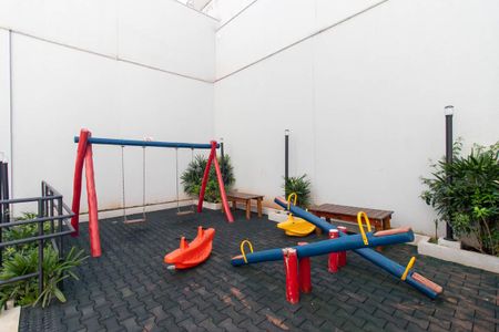 Apartamento à venda com 44m², 2 quartos e 1 vaga Apartamento à venda com 44m², 2 quartos e 1 vagaÁrea comum - Playground