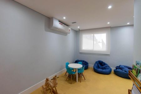 Apartamento à venda com 44m², 2 quartos e 1 vaga Apartamento à venda com 44m², 2 quartos e 1 vagaÁrea comum - Brinquedoteca
