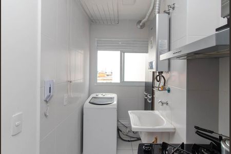 Apartamento à venda com 44m², 2 quartos e 1 vaga Apartamento à venda com 44m², 2 quartos e 1 vagaCozinha e Área de Serviço