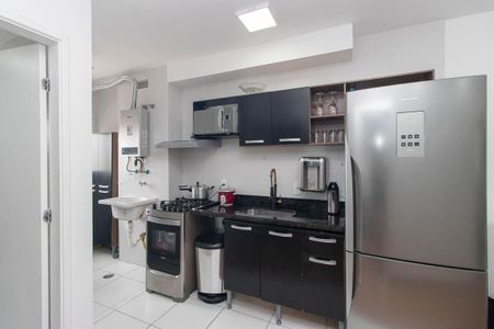 Apartamento à venda com 44m², 2 quartos e 1 vaga Apartamento à venda com 44m², 2 quartos e 1 vagaCozinha e Área de Serviço