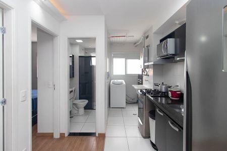 Apartamento à venda com 44m², 2 quartos e 1 vaga Apartamento à venda com 44m², 2 quartos e 1 vagaCozinha e Área de Serviço