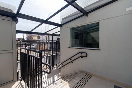 Apartamento à venda com 44m², 2 quartos e 1 vaga Apartamento à venda com 44m², 2 quartos e 1 vagaEntrada da portaria