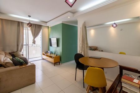 Sala de apartamento à venda com 3 quartos, 63m² em Ponte Grande, Guarulhos