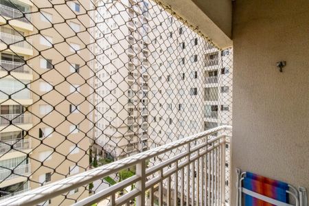 Apartamento para alugar com 63m², 3 quartos e 1 vagaSacada