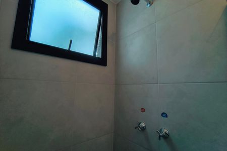 Apartamento à venda com 84m², 2 quartos e 1 vaga Apartamento à venda com 84m², 2 quartos e 1 vagaBanheiro Social