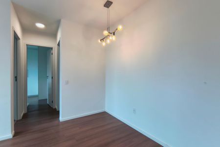 Apartamento à venda com 84m², 2 quartos e 1 vaga Apartamento à venda com 84m², 2 quartos e 1 vagaSala