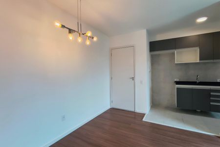 Apartamento à venda com 84m², 2 quartos e 1 vaga Apartamento à venda com 84m², 2 quartos e 1 vagaSala