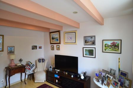 Apartamento para alugar com 145m², 3 quartos e 2 vagas Apartamento para alugar com 145m², 3 quartos e 2 vagasQuarto