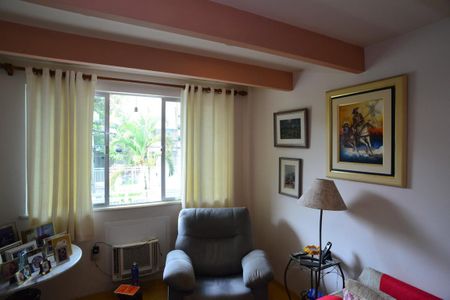 Apartamento para alugar com 145m², 3 quartos e 2 vagas Apartamento para alugar com 145m², 3 quartos e 2 vagasQuarto