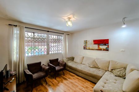 Casa para alugar com 170m², 3 quartos e 2 vagasSala