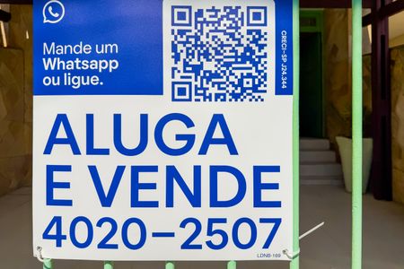 Casa à venda com 170m², 3 quartos e 2 vagas Casa à venda com 170m², 3 quartos e 2 vagasLDNB-169