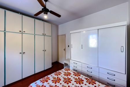 Casa para alugar com 170m², 3 quartos e 2 vagasQuarto 1