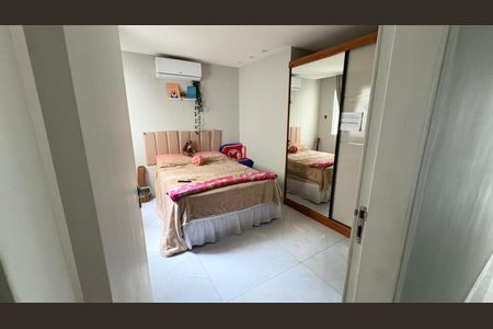Quarto de casa para alugar com 2 quartos, 150m² em Taquara, Rio de Janeiro
