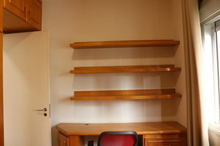 Quarto 1 de apartamento para alugar com 2 quartos, 55m² em Vila Pompéia, São Paulo