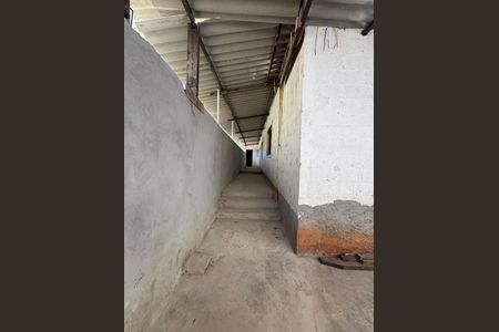 Casa para alugar com 4 quartos, 500m² em Rio Cotia, Cotia