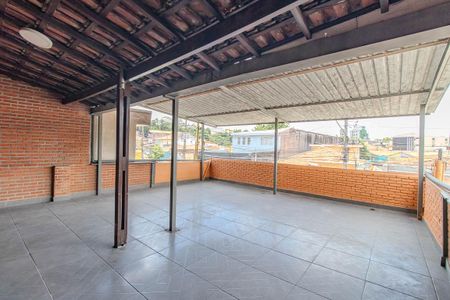 Casa à venda com 285m², 4 quartos e 2 vagasVaranda