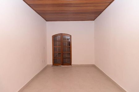 Casa à venda com 285m², 4 quartos e 2 vagasQuarto 2