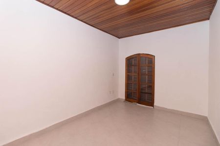 Casa à venda com 285m², 4 quartos e 2 vagasQuarto 2