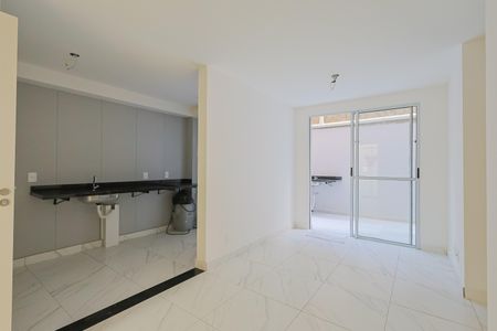 Sala de apartamento à venda com 2 quartos, 80m² em Boa Vista, Belo Horizonte