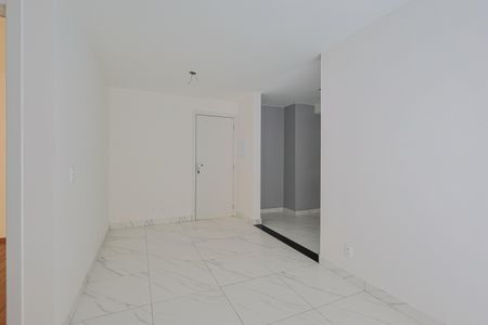 Apartamento à venda com 80m², 2 quartos e 2 vagasSala
