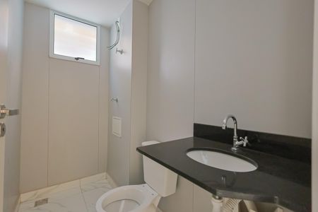 Banheiro de apartamento à venda com 2 quartos, 80m² em Boa Vista, Belo Horizonte