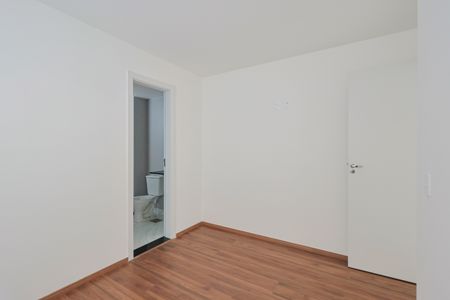 Apartamento à venda com 80m², 2 quartos e 2 vagasSuíte