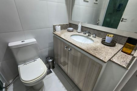 Apartamento à venda com 75m², 2 quartos e 1 vagaBanheiro da Suíte
