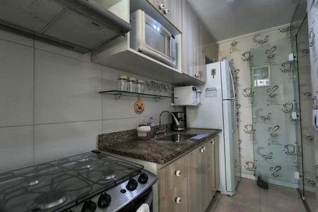 Apartamento à venda com 75m², 2 quartos e 1 vagaCozinha - Armários