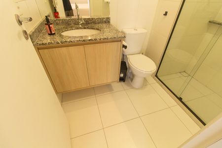 Studio à venda com 38m², 1 quarto e sem vaga Studio à venda com 38m², 1 quarto e sem vagaBanheiro