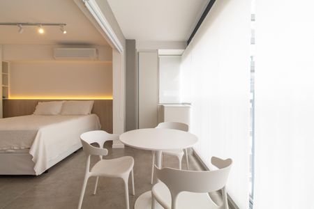 Studio à venda com 38m², 1 quarto e sem vaga Studio à venda com 38m², 1 quarto e sem vagaStudio