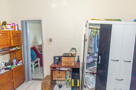 Quarto de casa para alugar com 1 quarto, 80m² em Bento Ribeiro, Rio de Janeiro