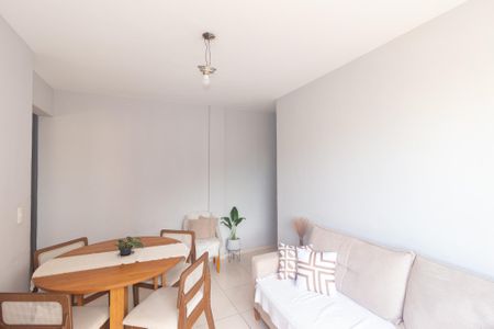 Sala de apartamento para alugar com 2 quartos, 62m² em Campo Grande, Rio de Janeiro