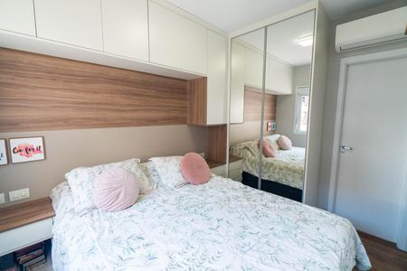 Suite de apartamento à venda com 2 quartos, 65m² em Jardim Prudência, São Paulo
