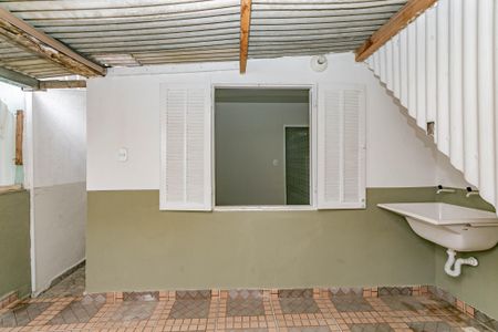 Casa para alugar com 50m², 2 quartos e sem vagaÁrea de Serviço