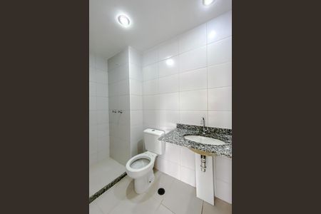 Studio para alugar com 31m², 1 quarto e 1 vaga Studio para alugar com 31m², 1 quarto e 1 vagaBanheiro