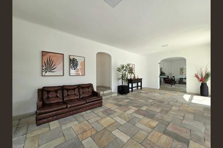 Apartamento à venda com 70m², 2 quartos e 2 vagas Apartamento à venda com 70m², 2 quartos e 2 vagasÁrea comum - Salão de festas