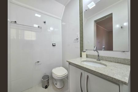 Apartamento à venda com 70m², 2 quartos e 2 vagas Apartamento à venda com 70m², 2 quartos e 2 vagasBanheiro da Suíte