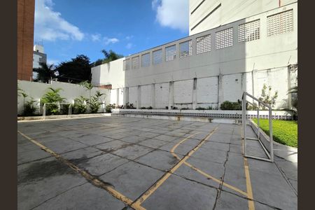 Apartamento à venda com 70m², 2 quartos e 2 vagas Apartamento à venda com 70m², 2 quartos e 2 vagasÁrea comum - Quadra