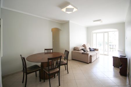 Sala de apartamento à venda com 2 quartos, 70m² em Vila Olímpia, São Paulo