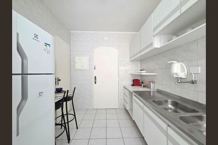 Apartamento à venda com 70m², 2 quartos e 2 vagas Apartamento à venda com 70m², 2 quartos e 2 vagasCozinha