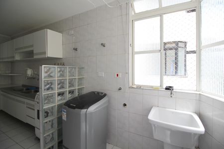 Apartamento à venda com 70m², 2 quartos e 2 vagasÁrea de Serviço