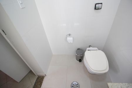Apartamento à venda com 70m², 2 quartos e 2 vagasBanheiro da Suíte